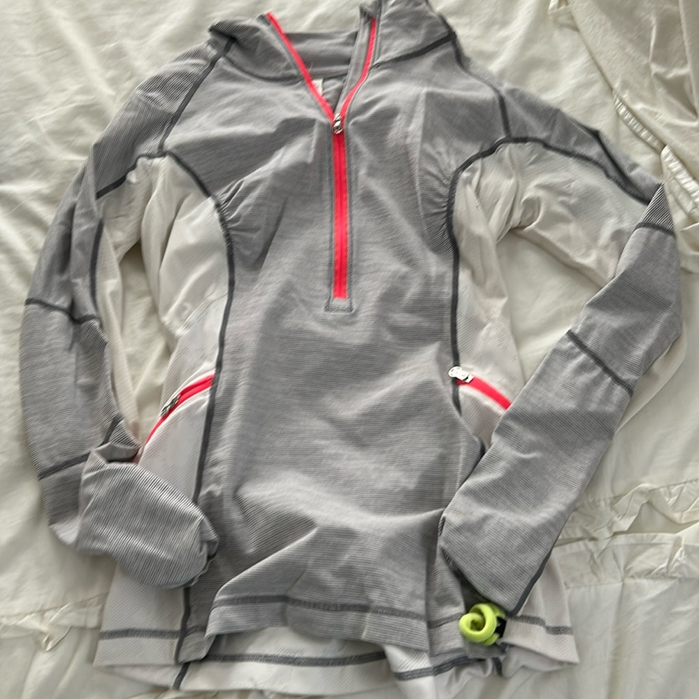 Athletic top